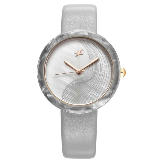 Fastrack Younique Quartz Analog Mother Of Pearl Dial LeatherStrap Watch For Girls